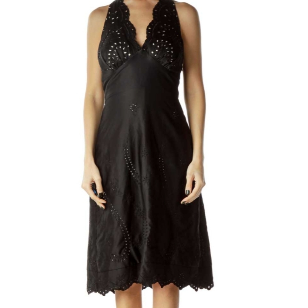 WHITE HOUSE BLACK MARKET EYELET HALTER DRESS SIZE 2